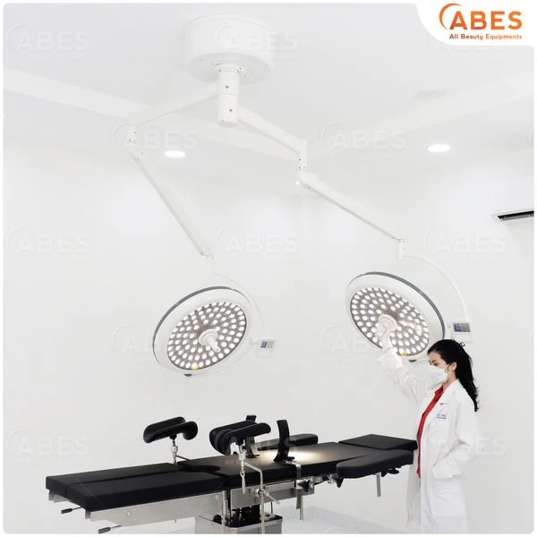 den_mo_phau_thuat_treo_tran_1_faff4de2520e410884d8e9410c6df63c_grande Đèn Mổ Phẫu Thuật Có Mấy Loại ?