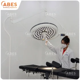 Đèn Phẫu Thuật Di Động LED700